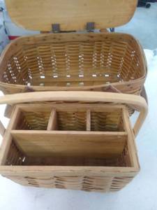 lot 8050 image: Baskets 2