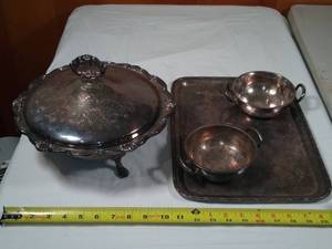 lot 23 image: Antique silver plated lot