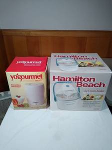 lot 93 image: New in box ice cream and yogurt maker