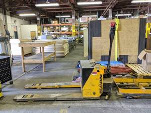 lot 5618 image: Multiton 24 Volt 3000 Lb Motorized Hand Pallet Truck Model 27 X48