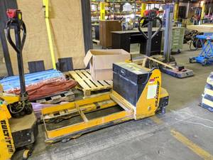 lot 5619 image: Multiton Motorized 3000Lb Hand Pallet Truck WM30 23X42
