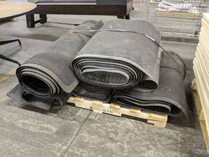 lot 5640 image: (1) Pallet Of Floor Mats