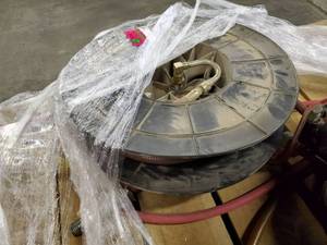 lot 5668 image: Air Hose With Reel