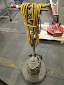 lot 5685 image: Maverick 2 Floor Cleaner
