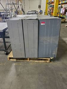 lot 5691 image: (3) Metal Shelves