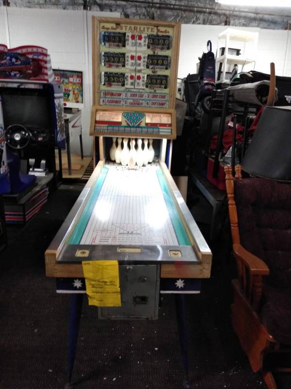 1950 Chicago coin starlight shuffle board bowler Consignment