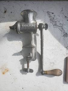 lot 8149 image: Universal Crank Juicer