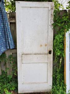 lot 8186 image: White Aged Door with Blowout and No Handle