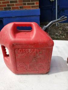 lot 8228 image: 5 Gallon Gas Can with Spout