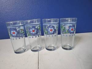 lot 8278 image: Painted Blue Daisy Milk Glasses