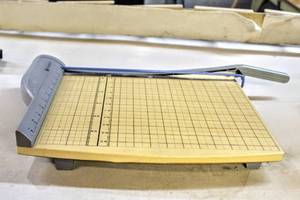 lot 6303 image: Quartet Guillotine Trimmer, Counter Top Cutter