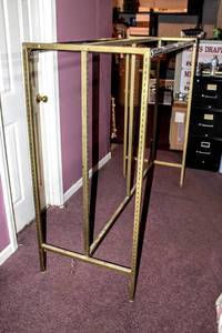lot 6304 image: Double Rod Clothing Rack 63 x 54 x 24.5