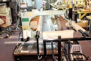 lot 6205 image: Gammill Classic Long Arm Professional Quilter, Hand guided, Two-way System (video coming)