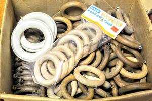lot 6269 image: Large Lot of Wooden Pole Rings, Finials, Pole Ends and MORE
