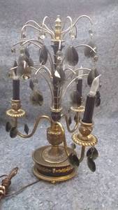 lot 115 image: Vintage Decorative Lamp