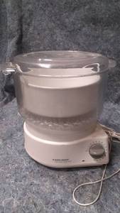 lot 504 image: Black and Decker Flavor Scented Steamer Plus