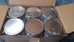 lot 545 image: 4 oz (24 Pack) Screw Top Shallow Round Steel Tin Can. Great for Beauty, Cosmetics, Travel and Cooking Accessories.  MagicWater Supply