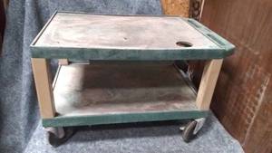 lot 617 image: Rolling Cart