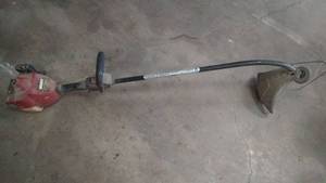 lot 633 image: 25cc Weed Eater 17 Cut