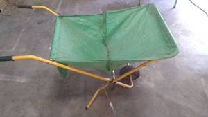 lot 642 image: Rolling Tarp Cart