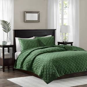 lot 2814 image: Mercer KingCalifornia King 3pc Faux Velvet Reversible Coverlet Set Olive
