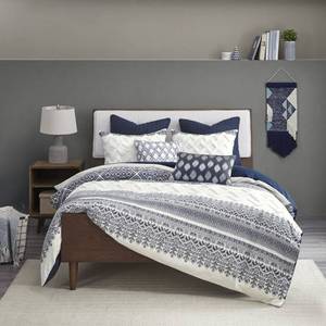 lot 2863 image: KingCalifornia King 3pc Mila Cotton Printed Duvet Cover Set with Chenile Navy