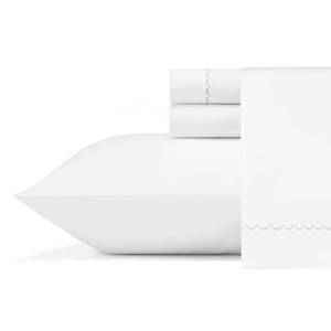 lot 2902 image: Vera Wang Simple Scallop King Sheet Set Bedding