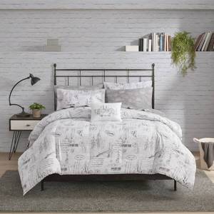 lot 2987 image: California King Skyline Reversible Complete Bedding Set Black Multi
