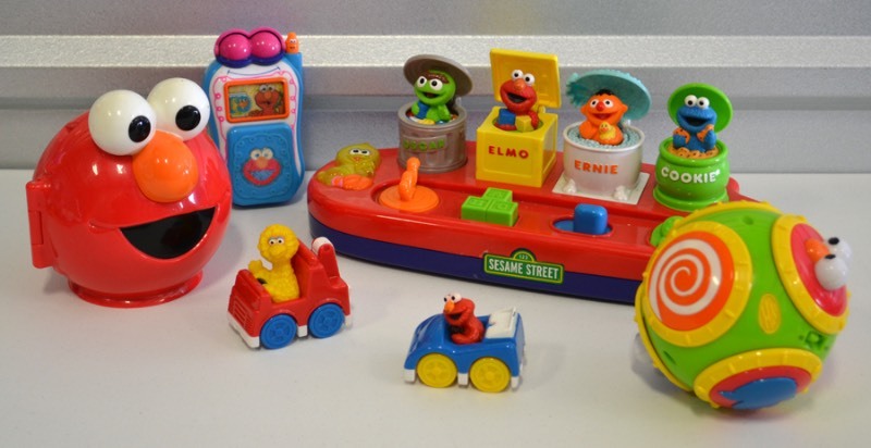 lot 2024 image: Sesame Street Toys