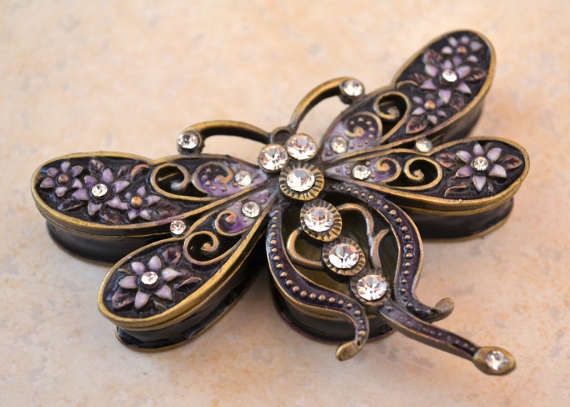 lot 2031 image: Dragon Fly Bejeweled Trinket Box