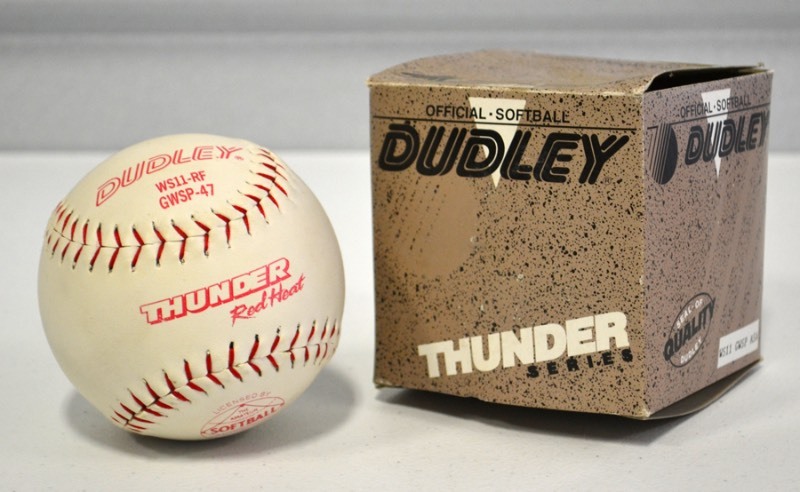 lot 2055 image: Dudley Thunder Red Heat Softball - Lot 2