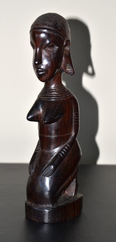 lot 5031 image: African Fertility Goddess Sculpture