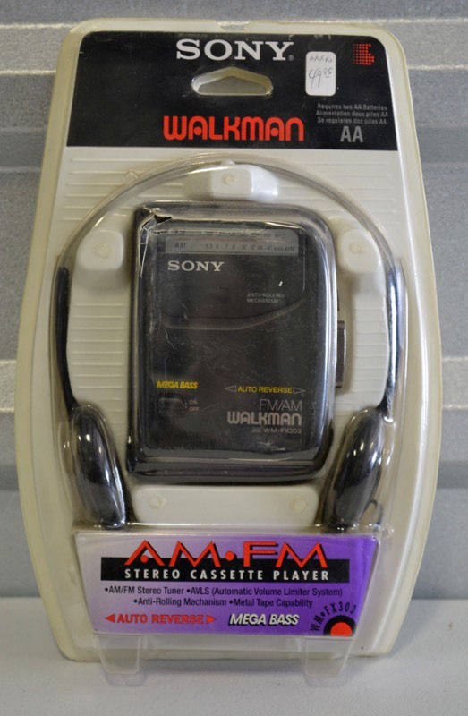 lot 6028 image: Sony Walkman 2