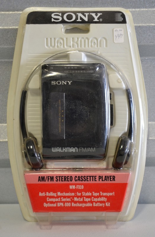 lot 6029 image: Sony Walkman 3