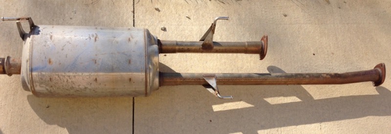 lot 6060 image: Exhaust System For 2014 or 2015 Toyota Tundra