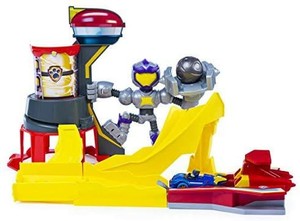 lot 22092 image: Paw Patrol, True Metal Mighty Meteor Die-Cast Track Set with Exclusive Chase Vehicle