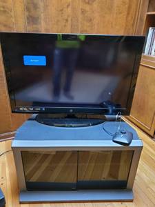lot 1000 image: Westing House 40 Inch LCD TV . 1080p. .with Entertainment Cabinet.Tested and Working