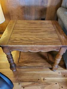 lot 3928 image: HAMMARY Wooden Side Table