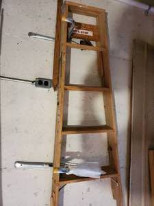 lot 3939 image: Wooden 5 Ft A Frame Ladder.with Top Tray