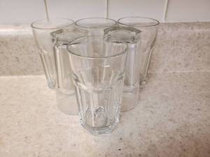 lot 8351 image: (6) Juice Cups