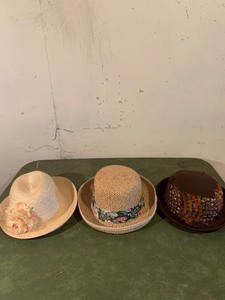 lot 9248 image: Lot of 3 Ladies Hats Location Basement