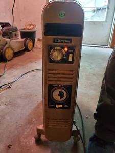 lot 3950 image: Dimplex Heater Tested and Working