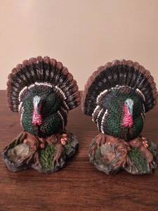 lot 8439 image: Turkey Napkin Holders