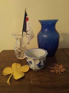 lot 8472 image: Bundle of Cute and Collectible Home Decor