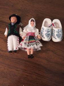 lot 8475 image: 2 Mini German Dolls with Custom Holland Clogs