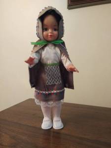 lot 8479 image: Eskimo Doll