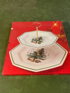 lot 9275 image: Nikko Christmastime Two-Tier-Tray Location Basement Counter