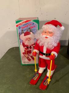 lot 9294 image: Battery Operated Musical Santa on Skis Location Basement