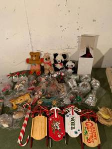 lot 9310 image: Lot of Christmas Ornaments Many Wooden Location Basement