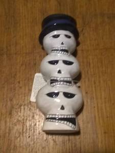 lot 9319 image: Decorative Halloween Day Of The Dead Candle Holder